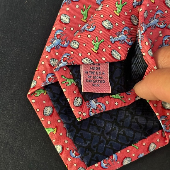 Designer necktie :  excellent pre-owned condition - Picture 5 of 5